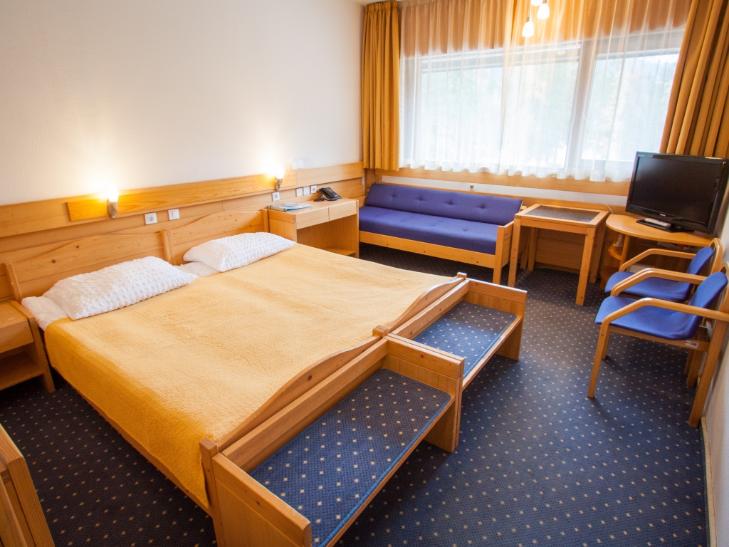 hotel-banner_Spik_1024_maj25_dvojka